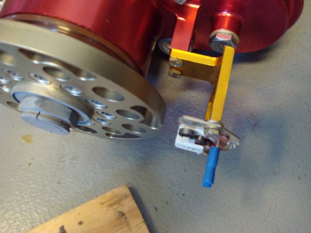 File:Brush-holder-bracket.jpg